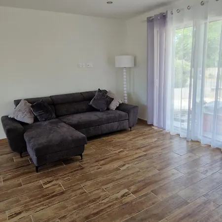 Grande Maison Neuve 8-9 Personnes Climatise بيت للعطل