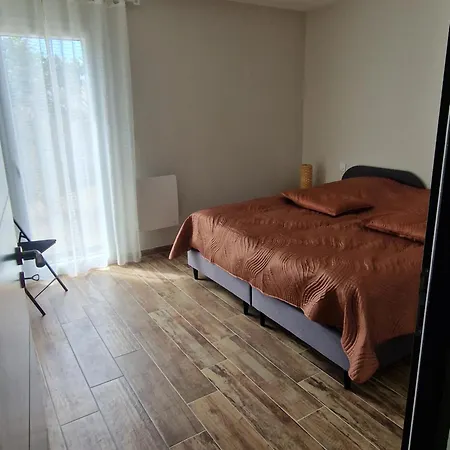 بيت للعطل Grande Maison Neuve 8-9 Personnes Climatise *