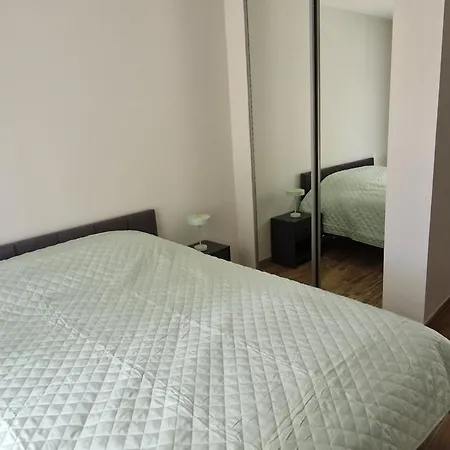 Grande Maison Neuve 8-9 Personnes Climatise