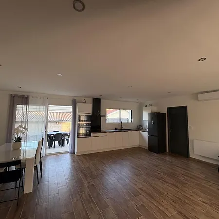 Grande Maison Neuve 8-9 Personnes Climatise Vakantiehuis *