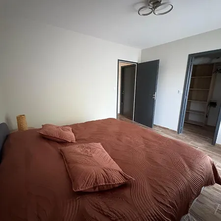بيت للعطل Grande Maison Neuve 8-9 Personnes Climatise Ludies